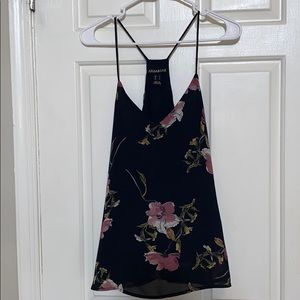 Never worn women’s floral tank size small